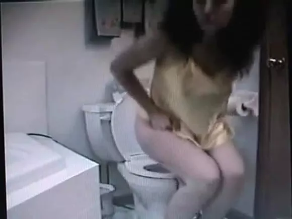 She Cant Flush That Huge Turd